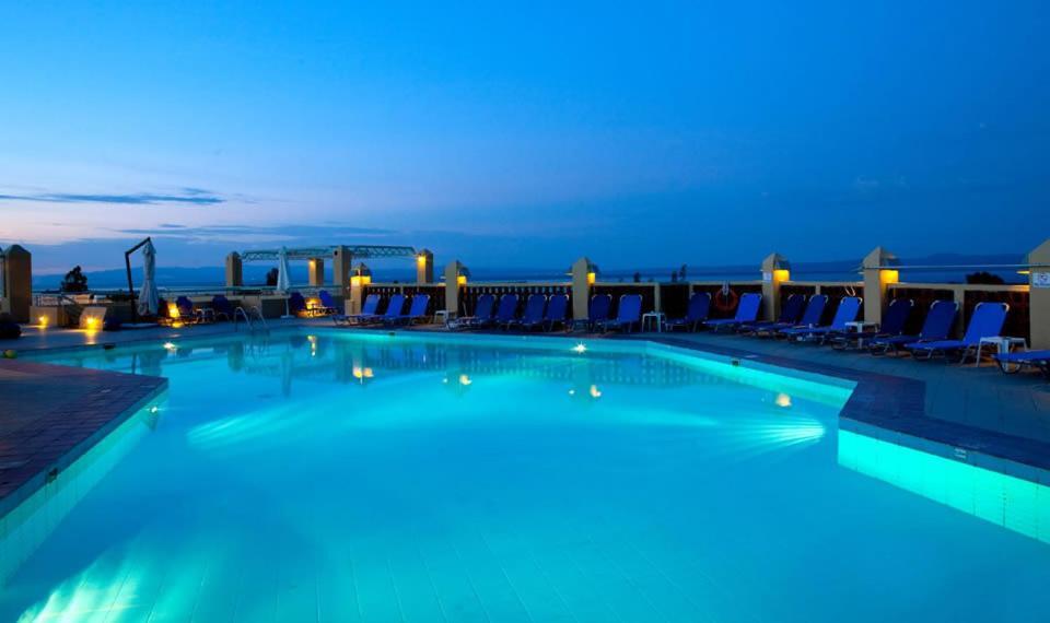 Daphne Holiday Club Chalkidiki Exterior foto